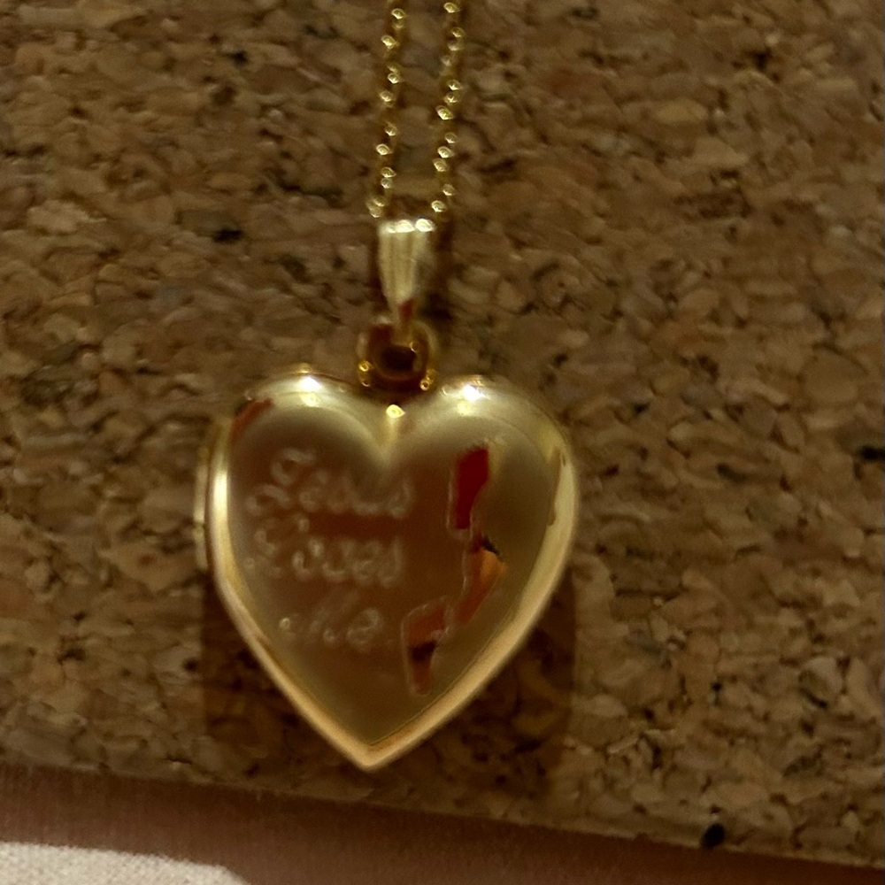 10kt GF locket necklace